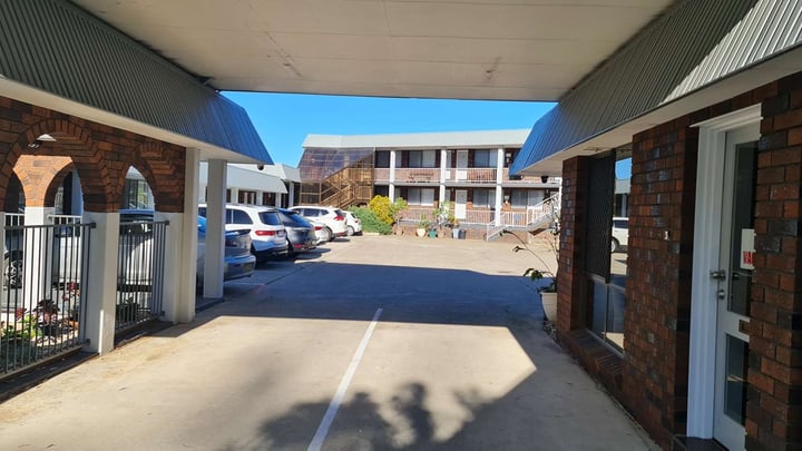 BW Parkside Inside parking via Drive through