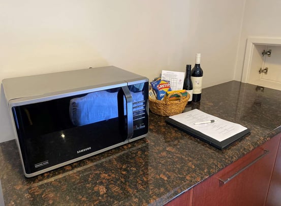 Deluxe Categories - Microwave and Minibar