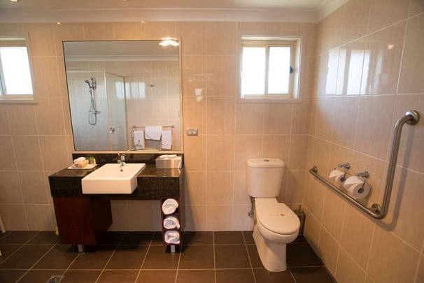 Deluxe Accessible Bathroom