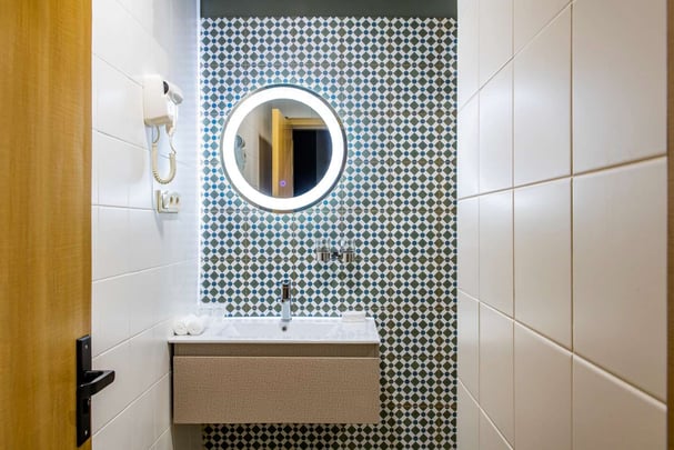 Best Western Gudauri Guest Bathroom