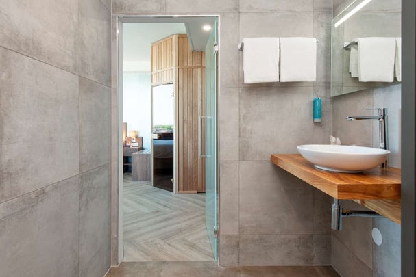 Velvet Wellness King Room