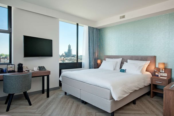 Velvet Wellness King Room