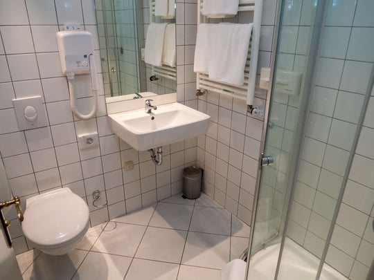 Bathroom Deluxe room