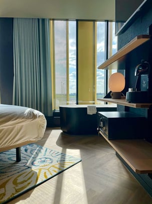 Deluxe Double With Bathtub, 1 King