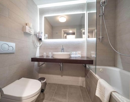 Triple room - bathroom