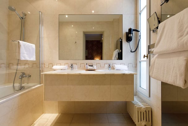 Guest Room Bath luxe
