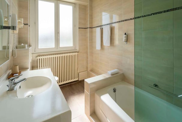 Best Western H tel de Diane C cile Langlois HD