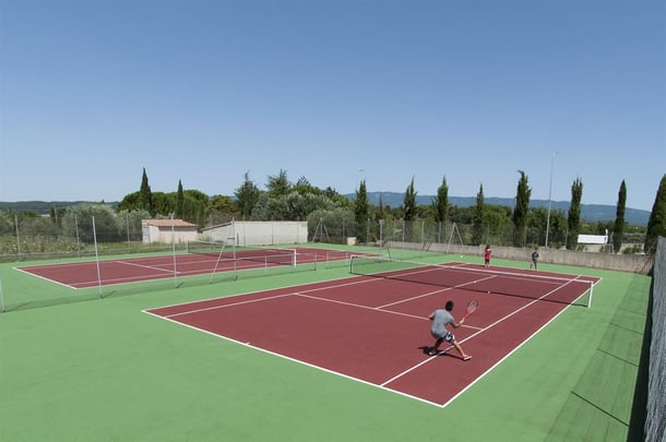 Tennis Courts