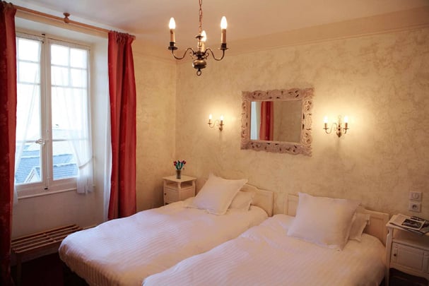 Standard Guest Room - 2 single beds