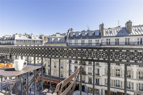 CONFORT ROOM BALCONY