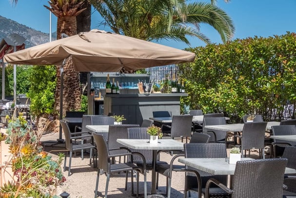 Restaurant - Terrace