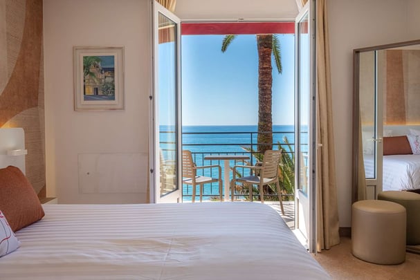 Premium Room with Sea view and Balcony