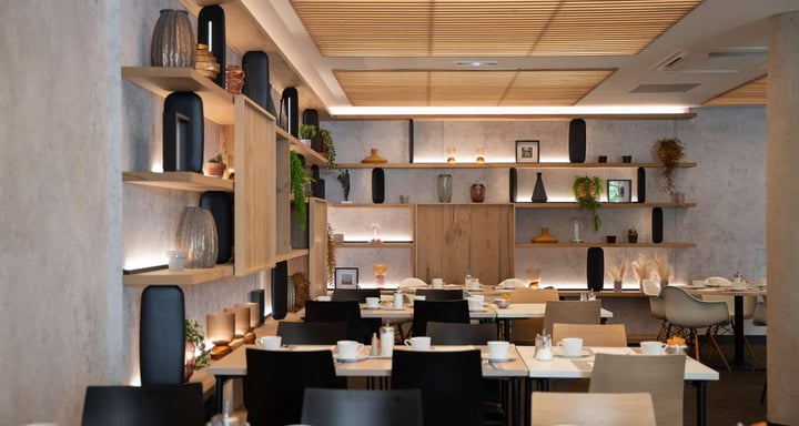 Breakfast Room