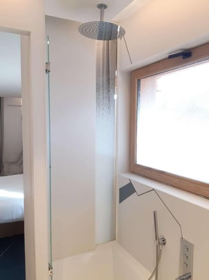 Bathroom Family Suite