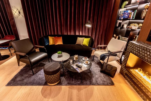 Best Western Plus Crystal Hotel and Spa Bar Sofa Armchairs
