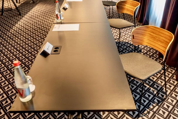 Best Western Plus Crystal Hotel and Spa Meeting Room Table and Chairs