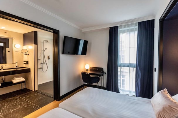 Best Western Plus Crystal Hotel and Spa Deluxe Room