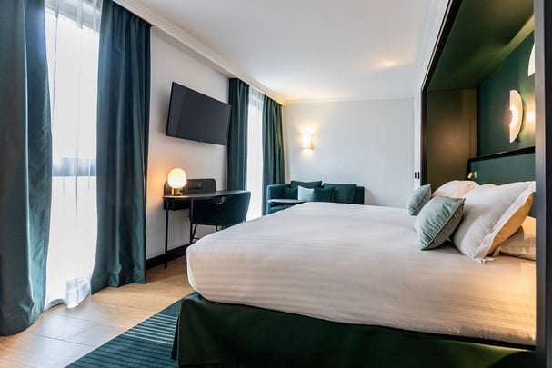 Best Western Plus Crystal Hotel and Spa Deluxe Room for three persons