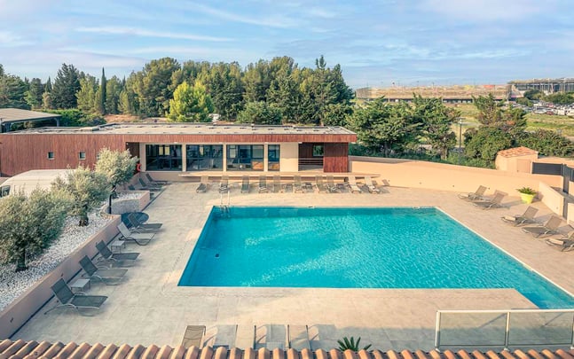 CHAMBRES VUE PISCINE