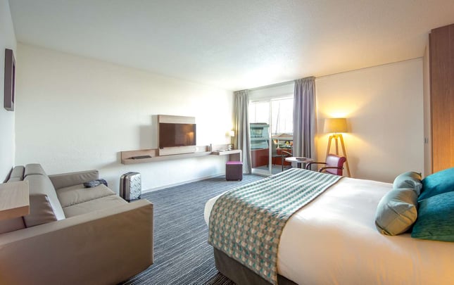 Double Room - Family Room - Pool Side