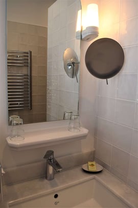 Guest Room Bath