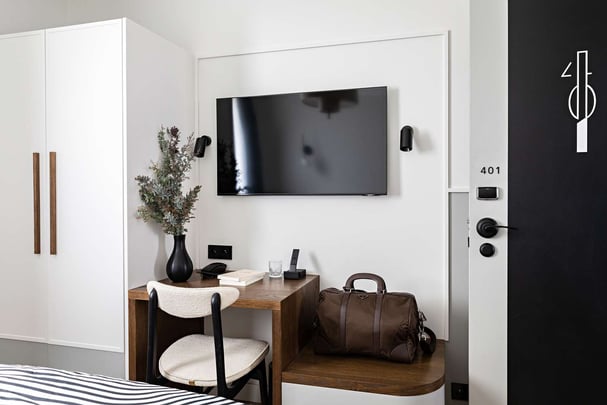 Family Room - 2 interconnecting rooms