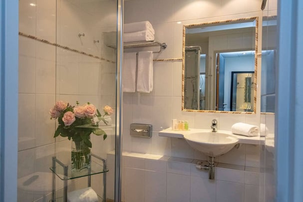 Chambre Sup Ville Double SDB