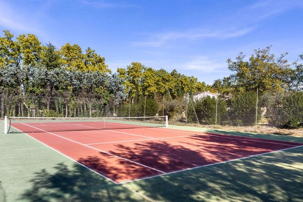 Tennis court