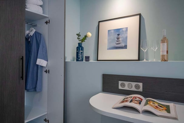 Deluxe Room Amenities