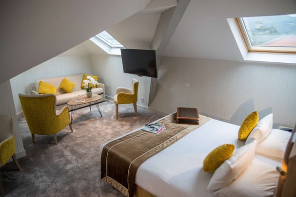 Corner lounge Family Suite