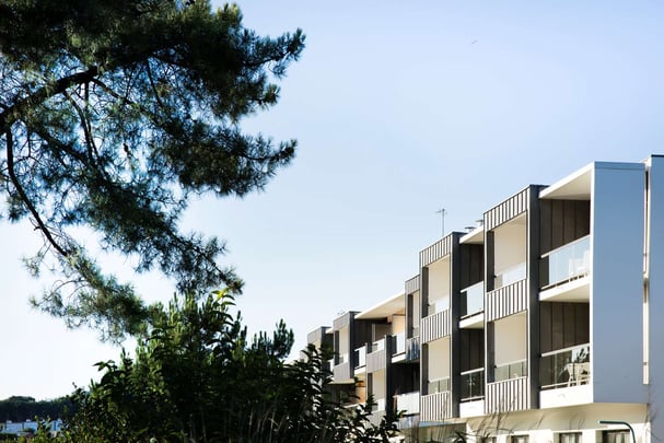 Hôtel Les Rives du Ter - Exterior