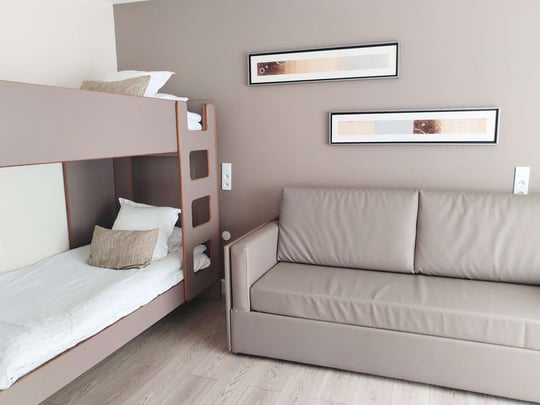 FAMILIALE AVEC LITS SUPP