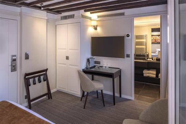 Standard double room