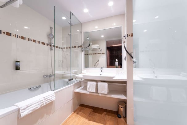 Le Masq Hotel La Rochelle Chambre Salle de bain