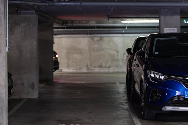 Le Masq Hotel Best Western Premier Parking