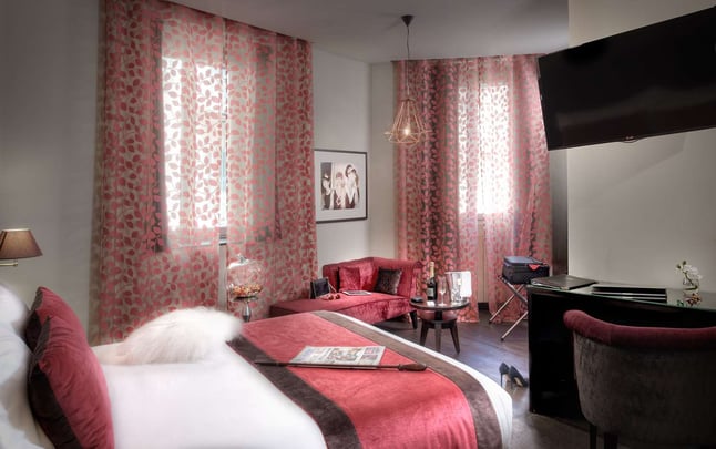 Queen Bed Junior Suite