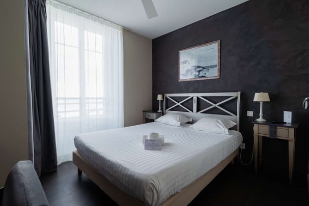 Classic Guest Room with Sea View