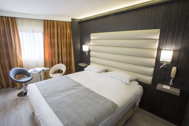 Privilege Guest Room