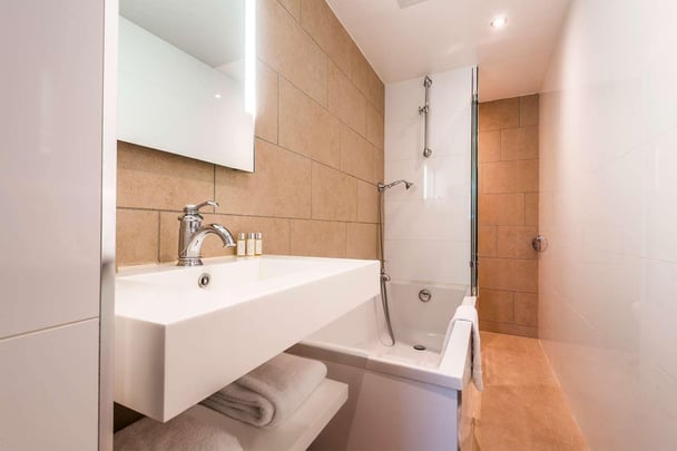 Classic Guest Bathroom