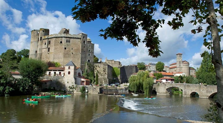 Hotel Surroundings (©Dominique Drouet)