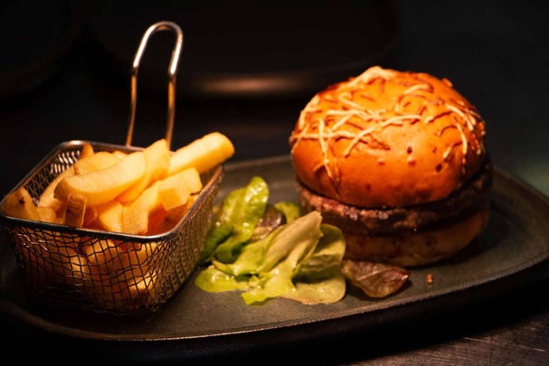 Restaurant by Georgette Forez