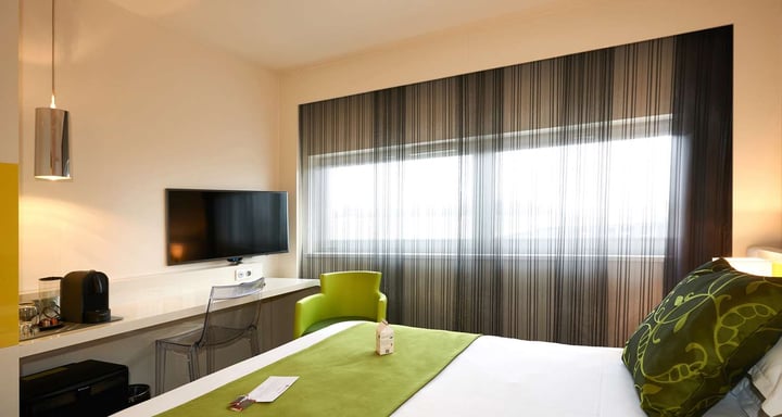 Superior King Bed Guest Room