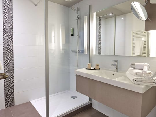 Comfort Twin Room - Bathroom