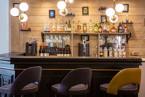 Best Western Plus l Artist Hotel Tours Centre Gare BAR