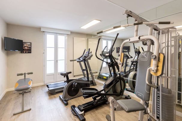 Best Western Plus l Artist Hotel Tours Centre Gare FITNESS
