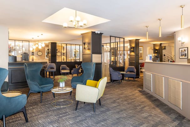 Best Western Plus l  Artist Hotel Tours Centre Gare RÉCEPTION LOBBY