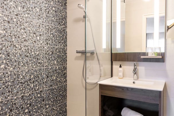 Best Western Plus l Artist Hotel Tours Centre Gare SALLE DE BAIN