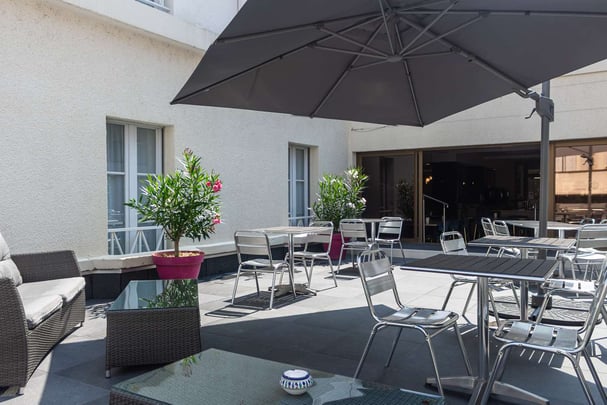 Best Western Plus l Artist Hotel Tours Centre Gare PATIO
