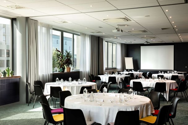 Best Western Plus Hôtel Isidore - Rennes - meeting rooms in banqueting style