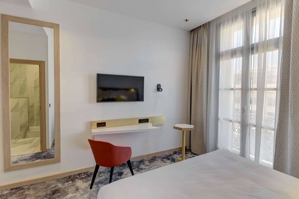 Guest Room Amenities